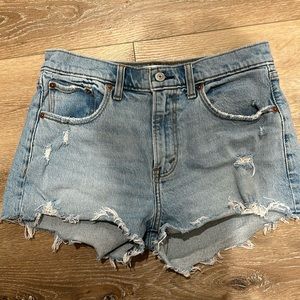 Abercrombie & Fitch The Mom Short